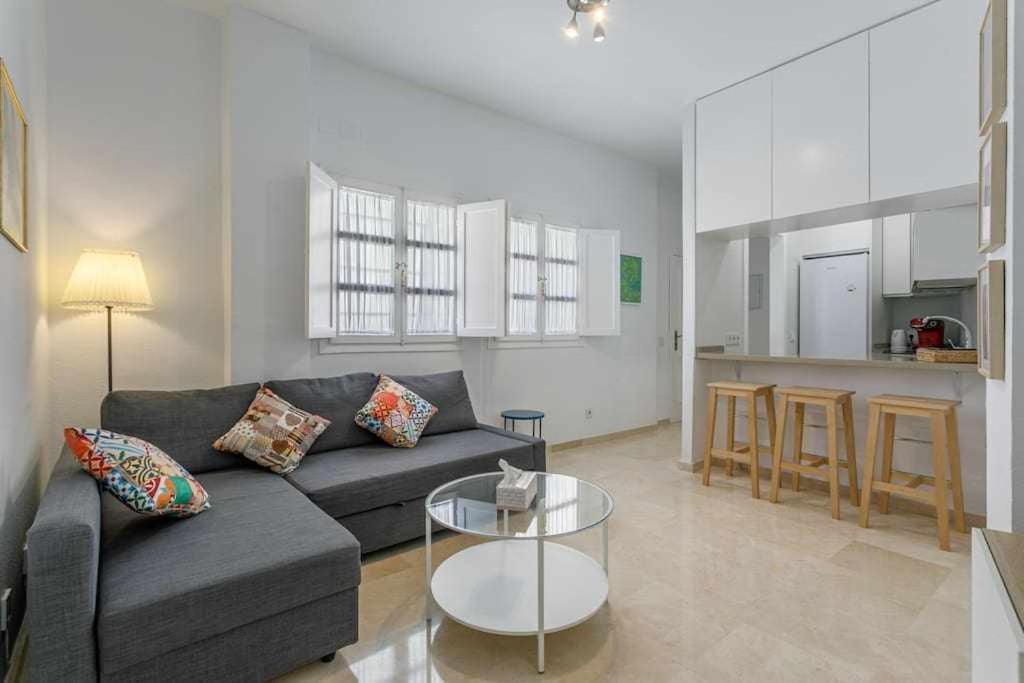 Ferienwohnung Santa Cruz Parking Incluido Sevilla Exterior foto