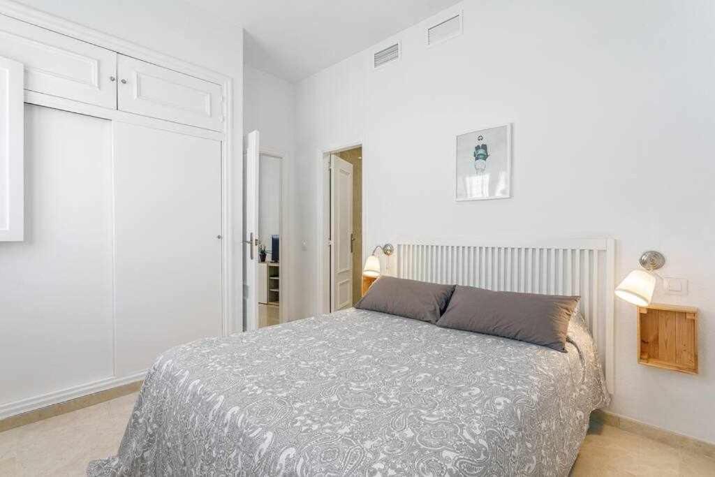 Ferienwohnung Santa Cruz Parking Incluido Sevilla Exterior foto